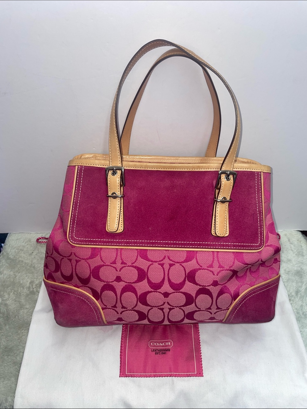 Vintage Coach ‘Hampton’ Signature Satchel - Picture 2 of 16